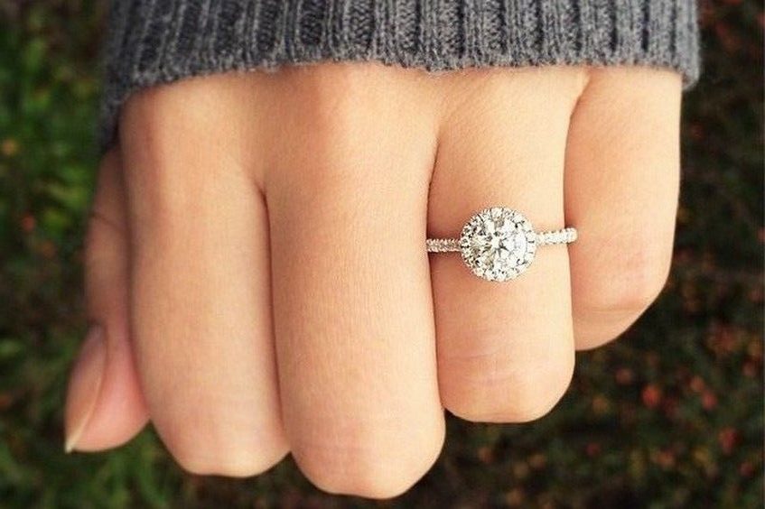 O Que Define um Anel de Noivado Clássico - inspiração 2