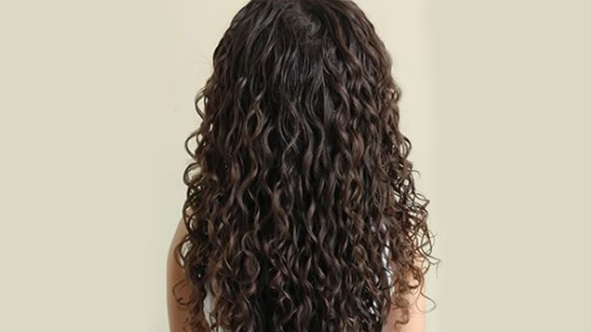 Corte Estratégico: Valorize a Beleza Natural dos Seus Cachos - inspiração 1