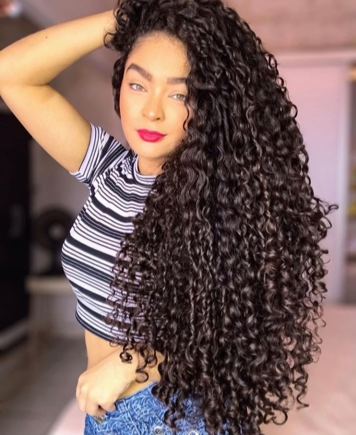 Dormindo com Cachos: Proteção e Preservação Noturna - inspiração 1