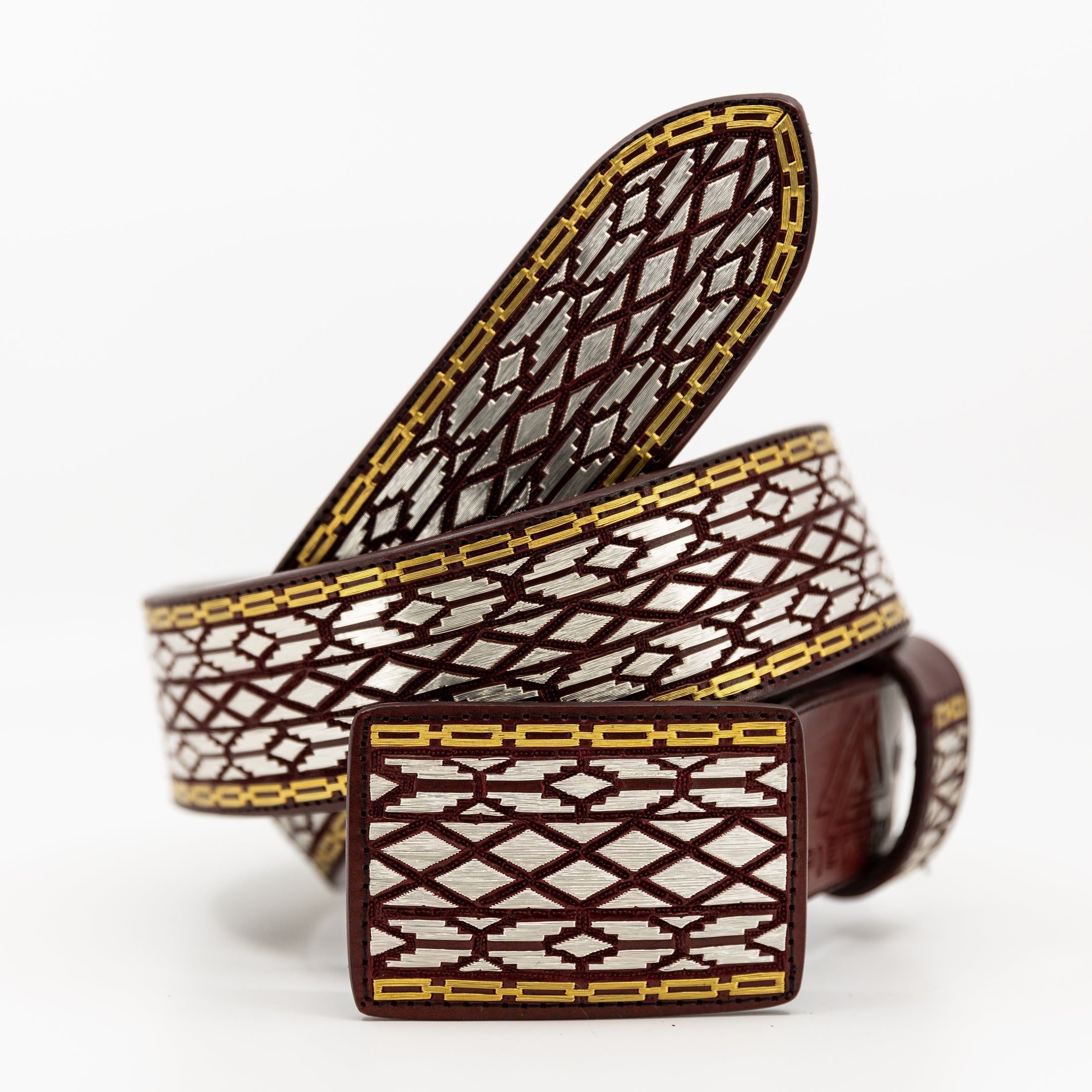 Cintos para vestidos: o toque final que eleva a produção - inspiração 1