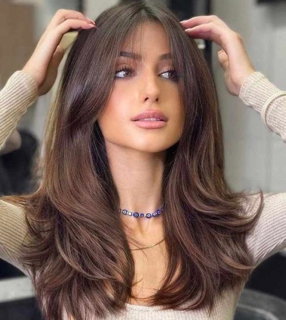 Long Bob Assimétrico: Elegância Que Não Sai de Moda - inspiração 1