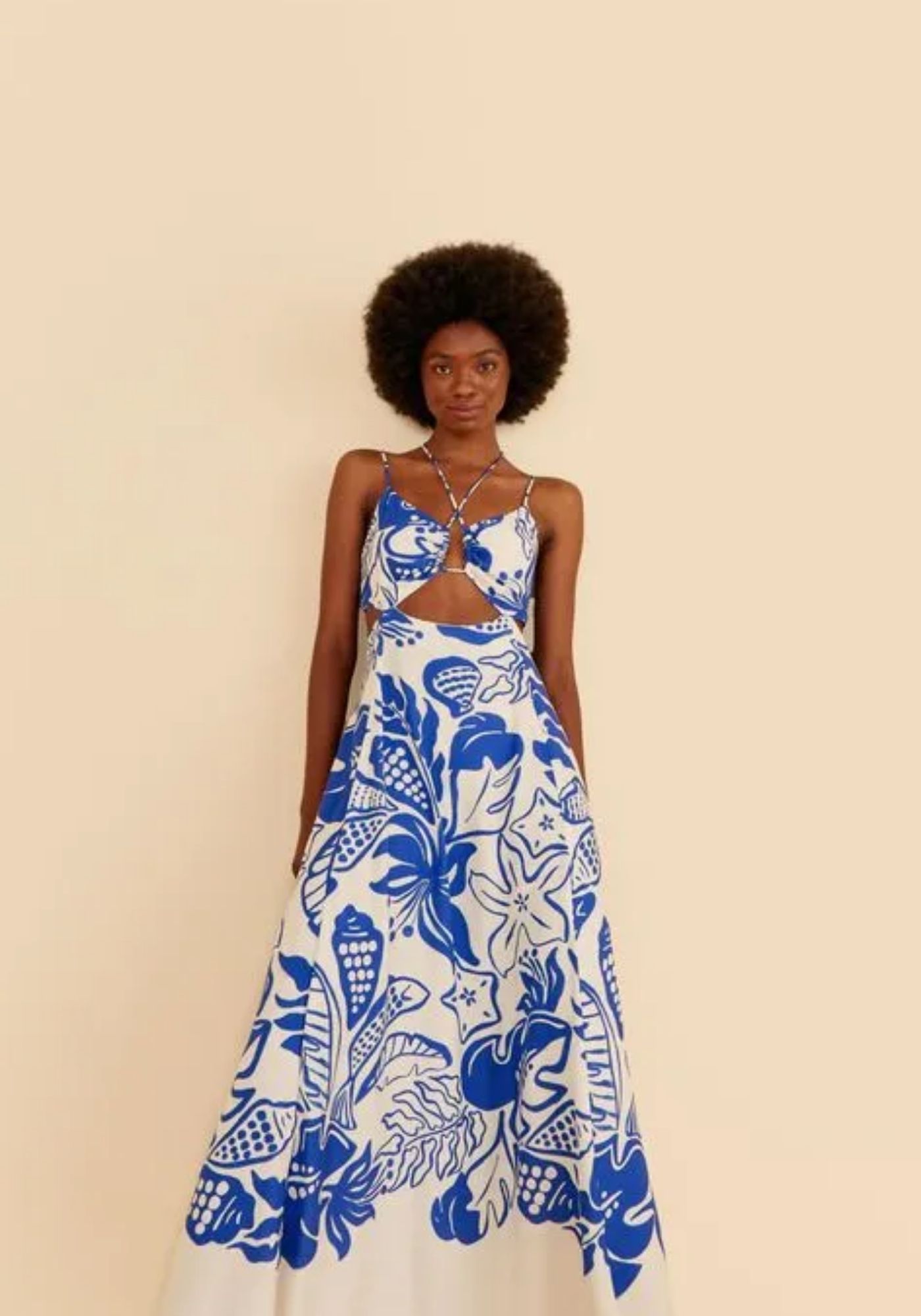 Como harmonizar acessórios com vestidos estampados? - inspiração 2