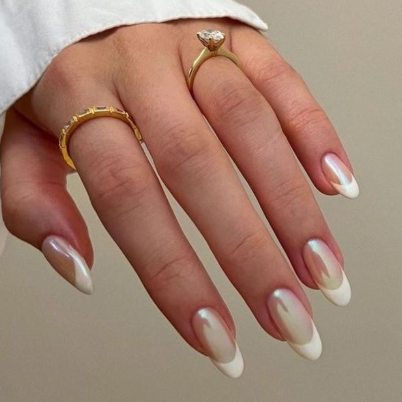 Finalizando com o Top Coat Perfeito para Brilho e Proteção - inspiração 1