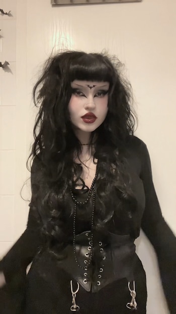 Gótico Moderno vs. Tradicional: O Que Mudou? - inspiração 2