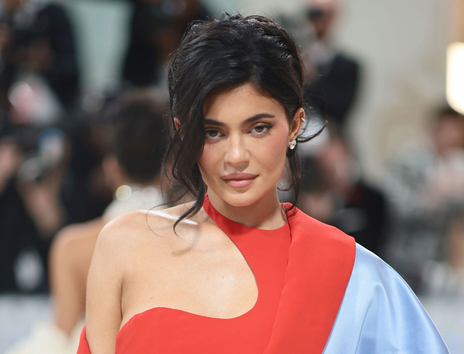 A Evolução do Estilo de Kylie Jenner: Da Adolescente à Empresária - inspiração 2