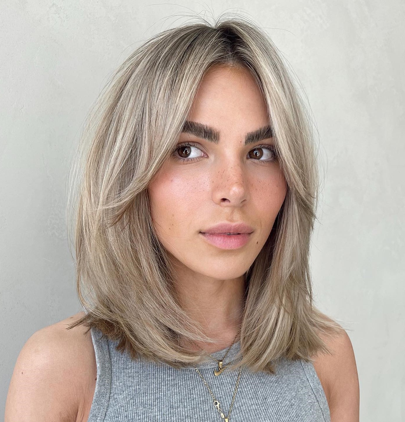 Cores Que Realçam: A Paleta Ideal Para Seu Long Bob - inspiração 1
