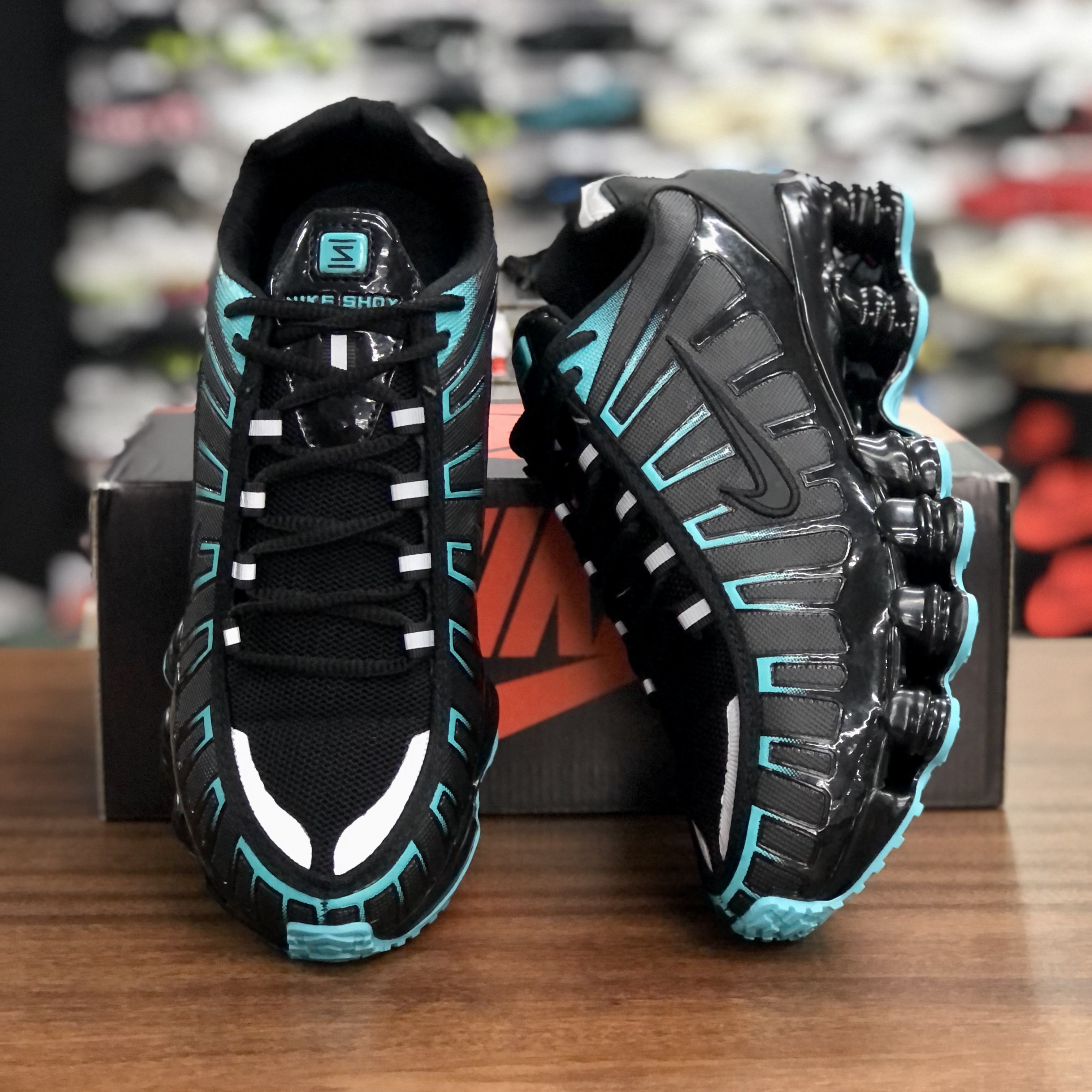 Tênis de Futsal: Controle de Bola e Agilidade em Superfícies Sintéticas - inspiração 2