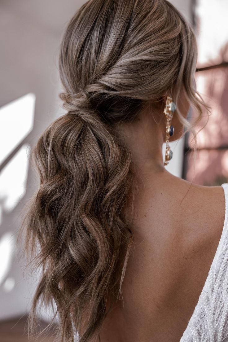 Estilos com Franjas: Moldurando o Rosto com Graça - inspiração 2