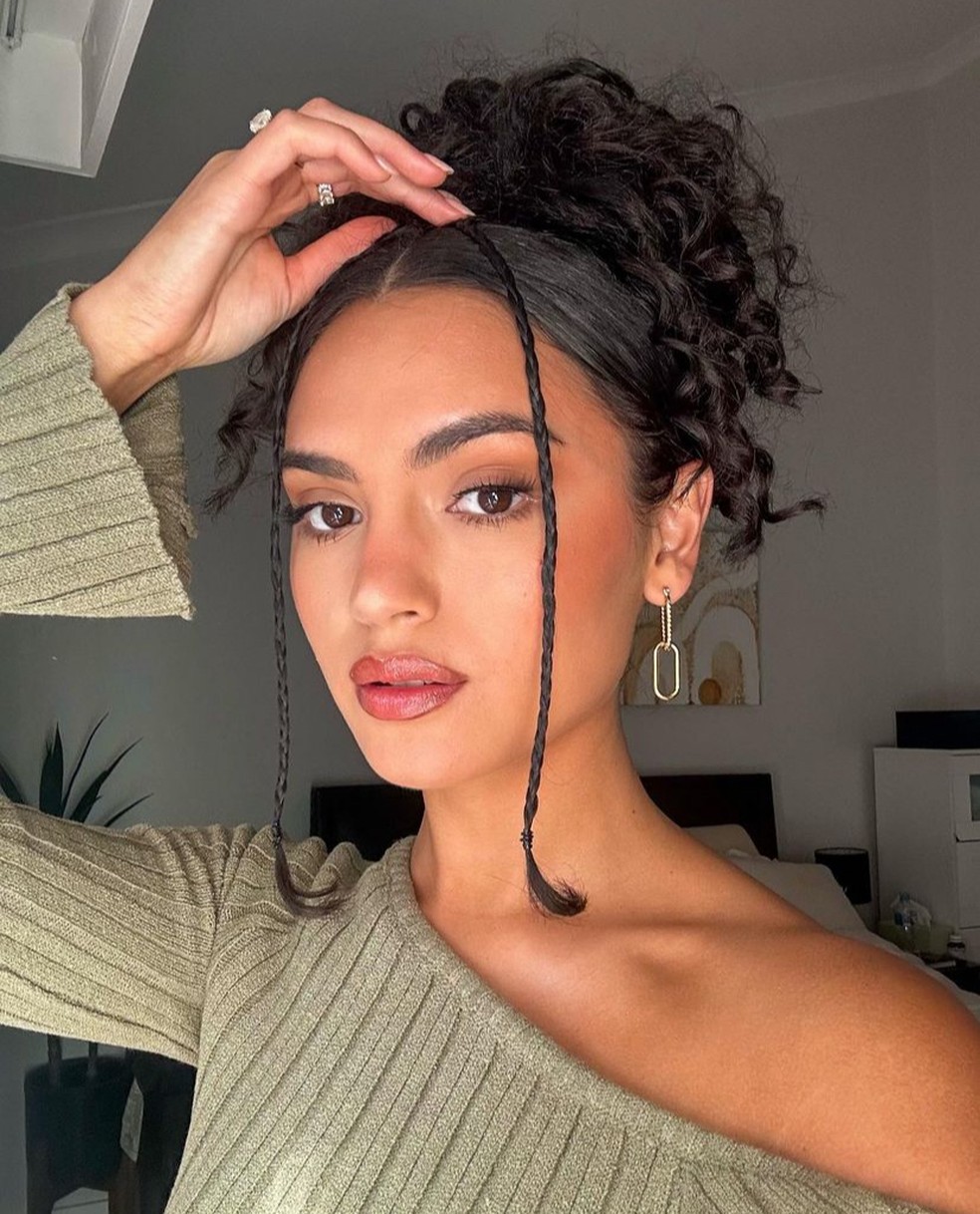 Acessórios Que Fazem a Diferença: Presilhas, Lenços e Tiaras - inspiração 1