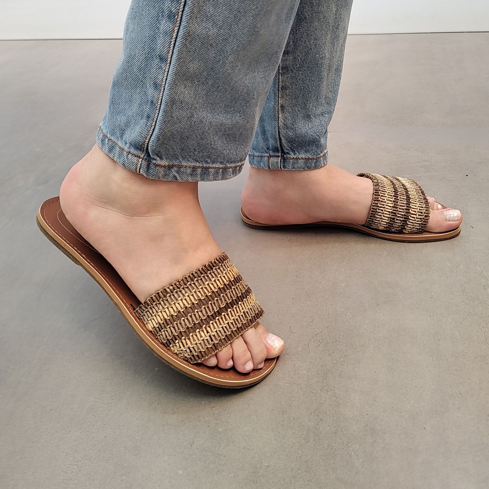 Tipos de Rasteirinhas: Explore a Variedade Que Transforma Looks - inspiração 1