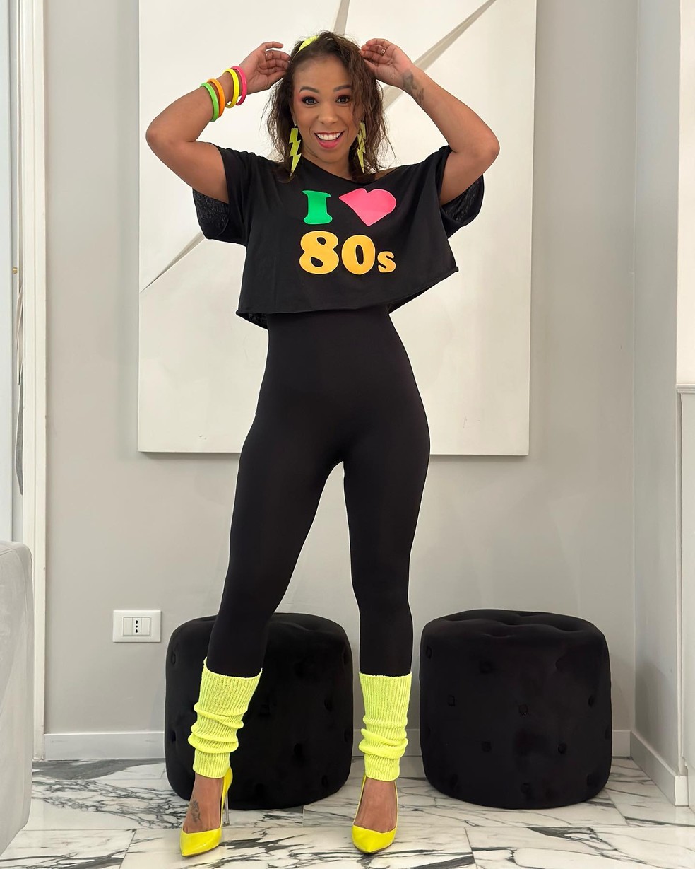 Mangas Bufantes e Drapeados: Romantismo com Atitude - inspiração 2