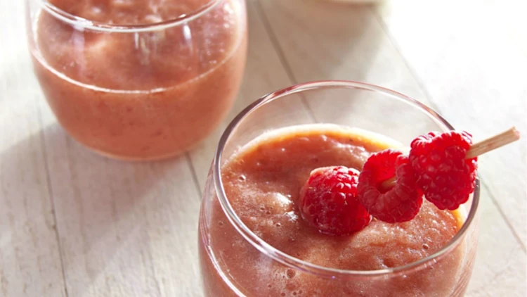 Equipamentos Essenciais para um Suco de Frutas Vermelhas Impecável - inspiração 2