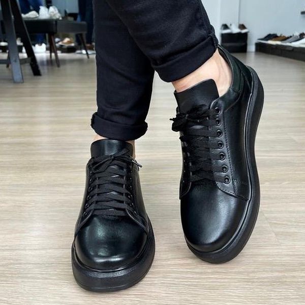 Tênis Preto Clássico: O Poder dos Modelos que Nunca Saem de Moda - inspiração 1