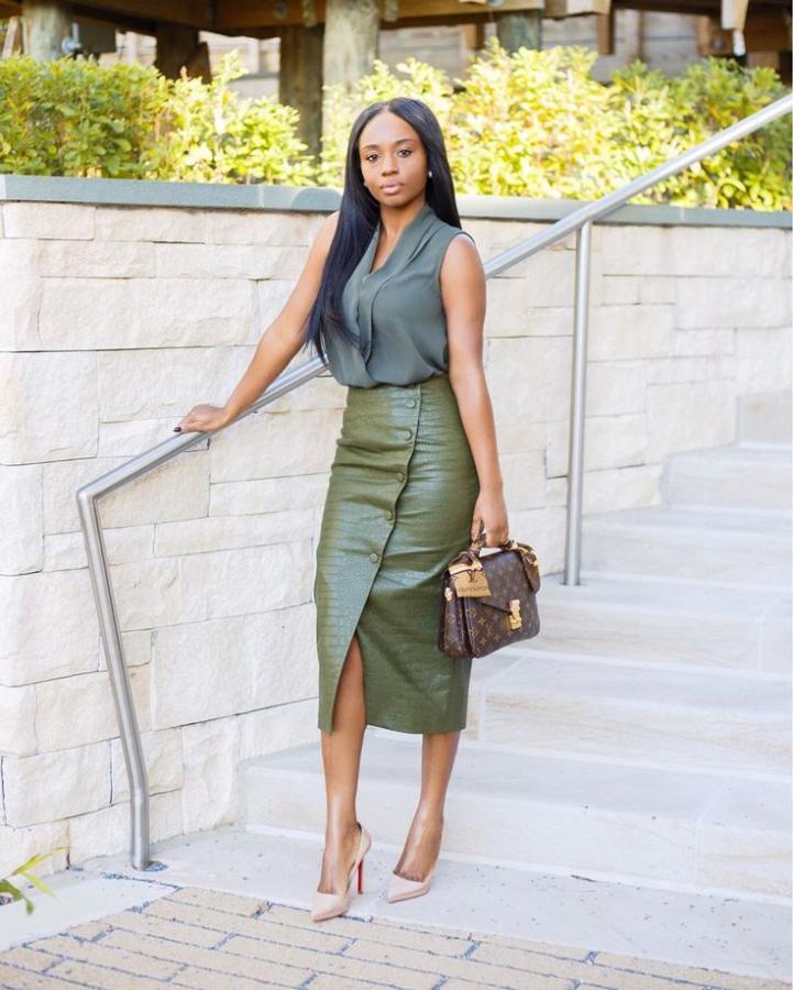 Blusas e Camisas: O Toque de Sofisticação Que Transforma - inspiração 2