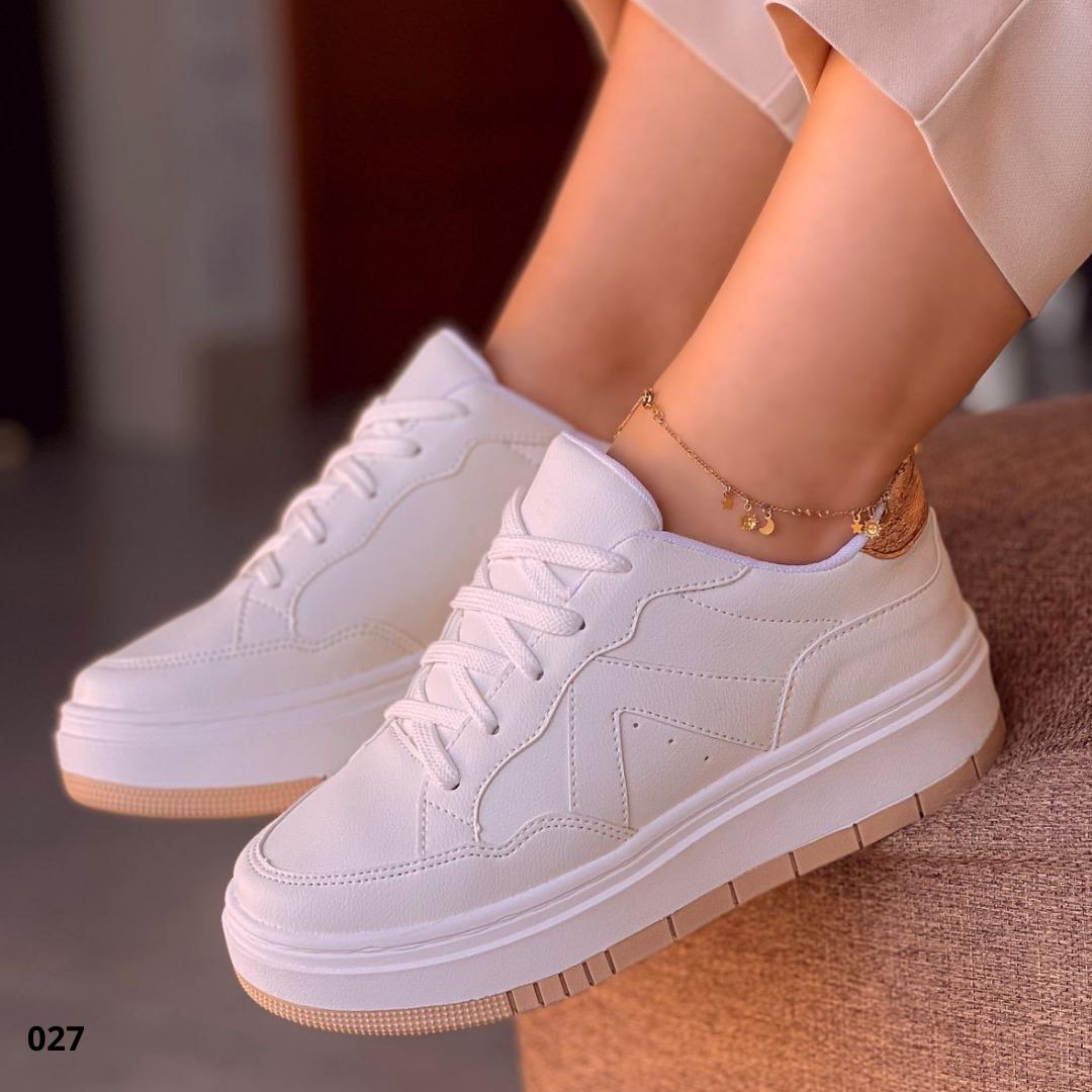 Combinando Tênis Branco com Jeans: O Básico que Nunca Falha - inspiração 2