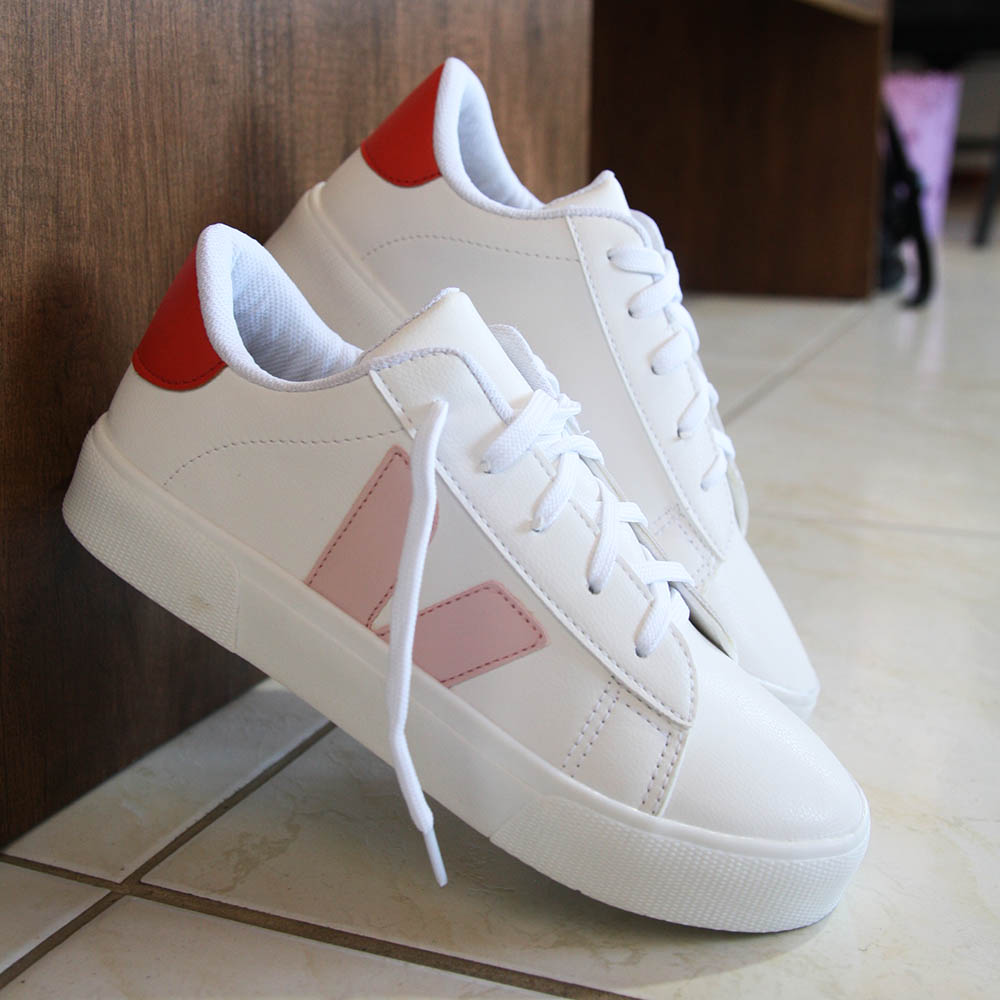 Tendências Atuais que Você Vai Amar nos Tênis Brancos - inspiração 1