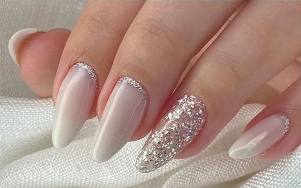 Nail Art Minimalista: Elegância em Detalhes Sutis - inspiração 2