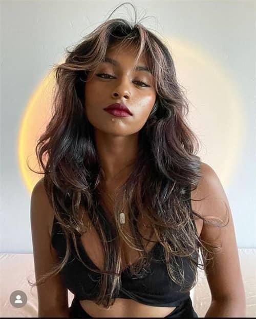 O Corte Desfiado: A Essência do Volume e Movimento - inspiração 2