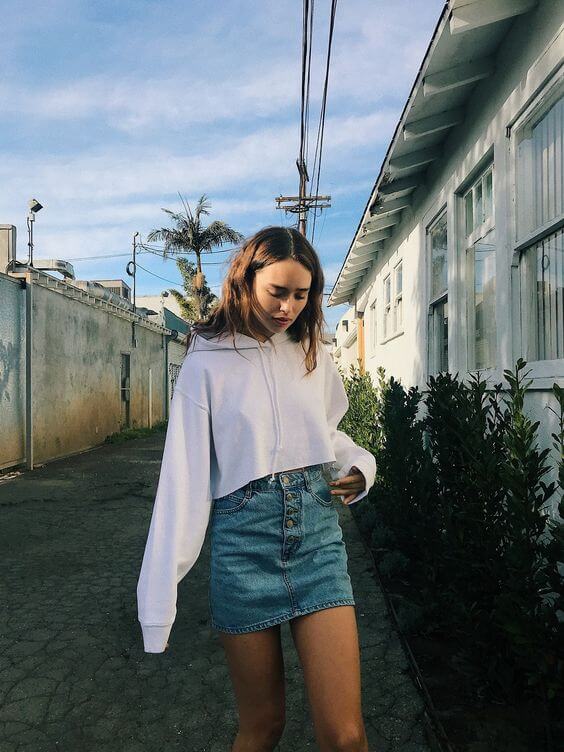 5 ideias de títulos:
1. Penteados Tumblr para 15 Anos: O Guia Completo para um Visual Inesquecível
2. Deslumbre na sua Festa de 15 Anos com Penteados Estilo Tumblr
3. Do Clássico ao Moderno: Penteados Tumblr que Vão Arrasar na sua Debut
4. Cabelos de Sonho para 15 Anos: Inspirações Tumblr para Todos os Tipos de Fio
5. Penteados Tumblr para 15 Anos: Dicas de Acessórios e Texturas Naturais