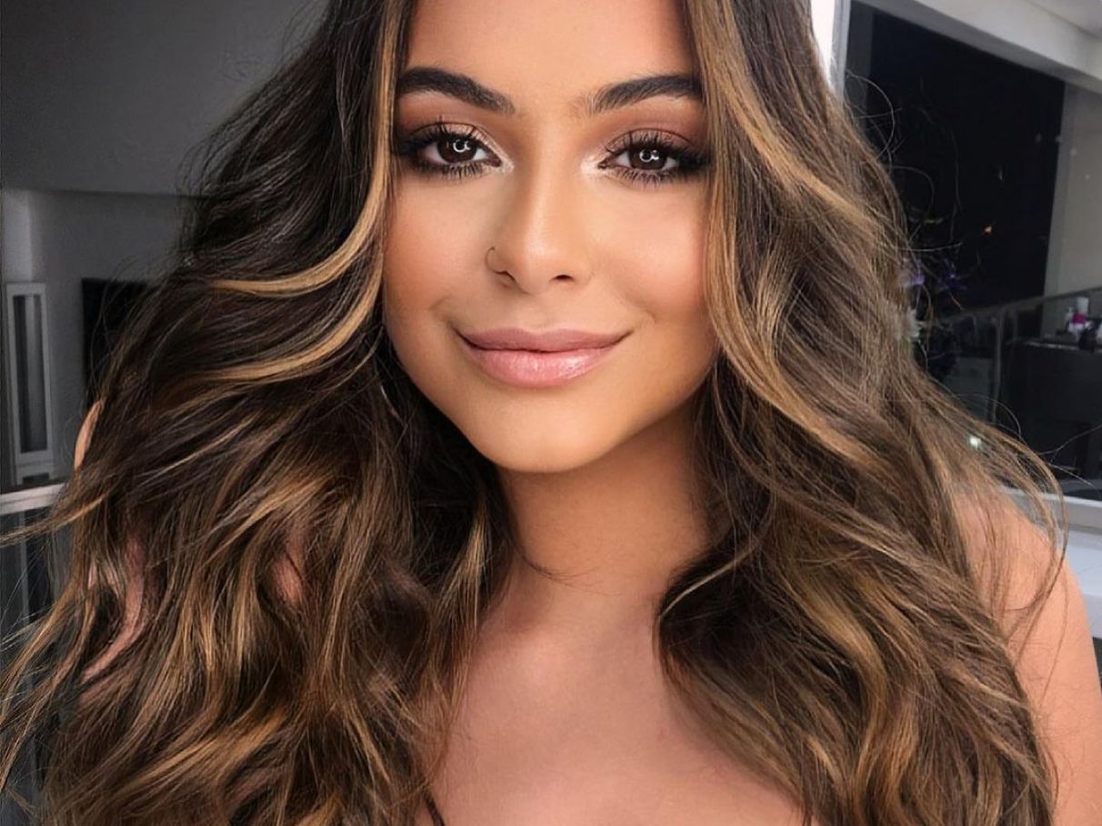 fotos de cabelo castanho natural para mudar o visual