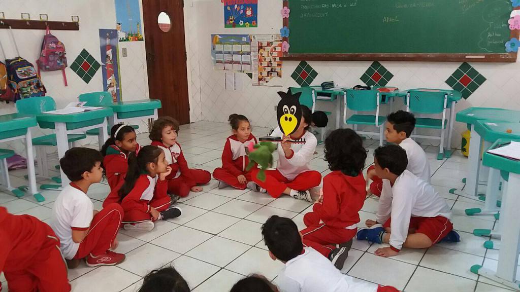 Como criar fantoches de animais para contar histórias