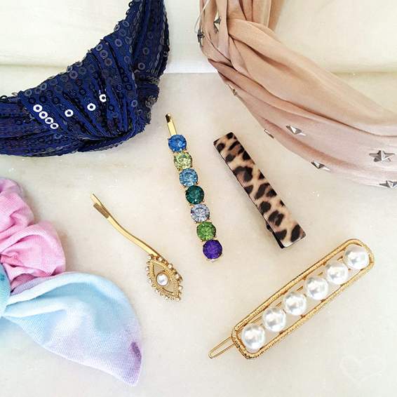 Presilhas de Borboleta: O Retorno do Acessório Favorito dos Anos 2000