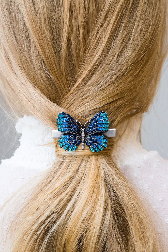 presilha borboleta y2k para cabelo cacheado como usar