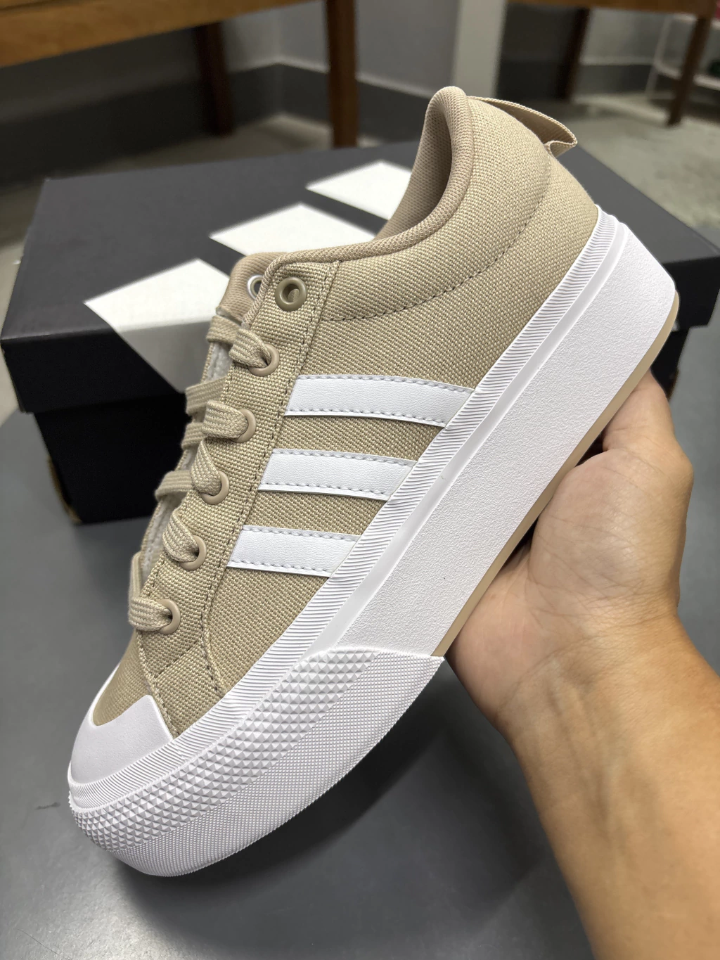 adidas bravada 2.0