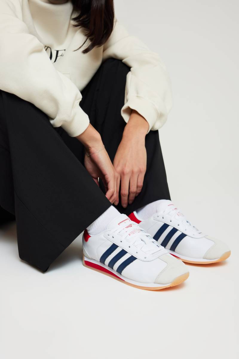 adidas Country OG vs Samba