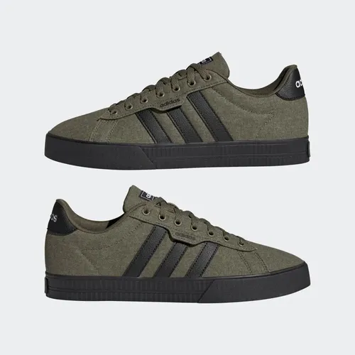 Adidas Daily 3.0 com jaqueta bomber