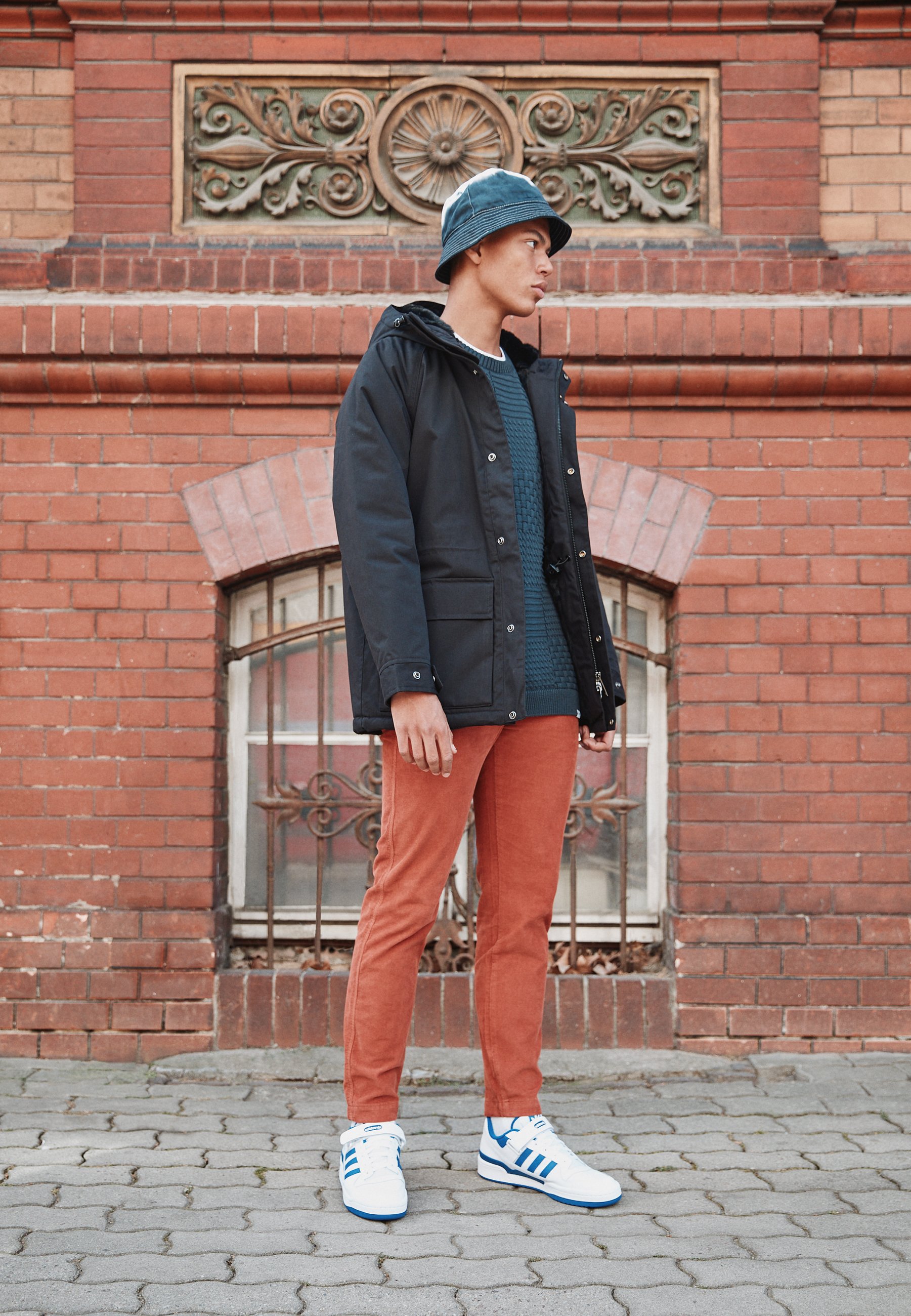 adidas forum low outfit