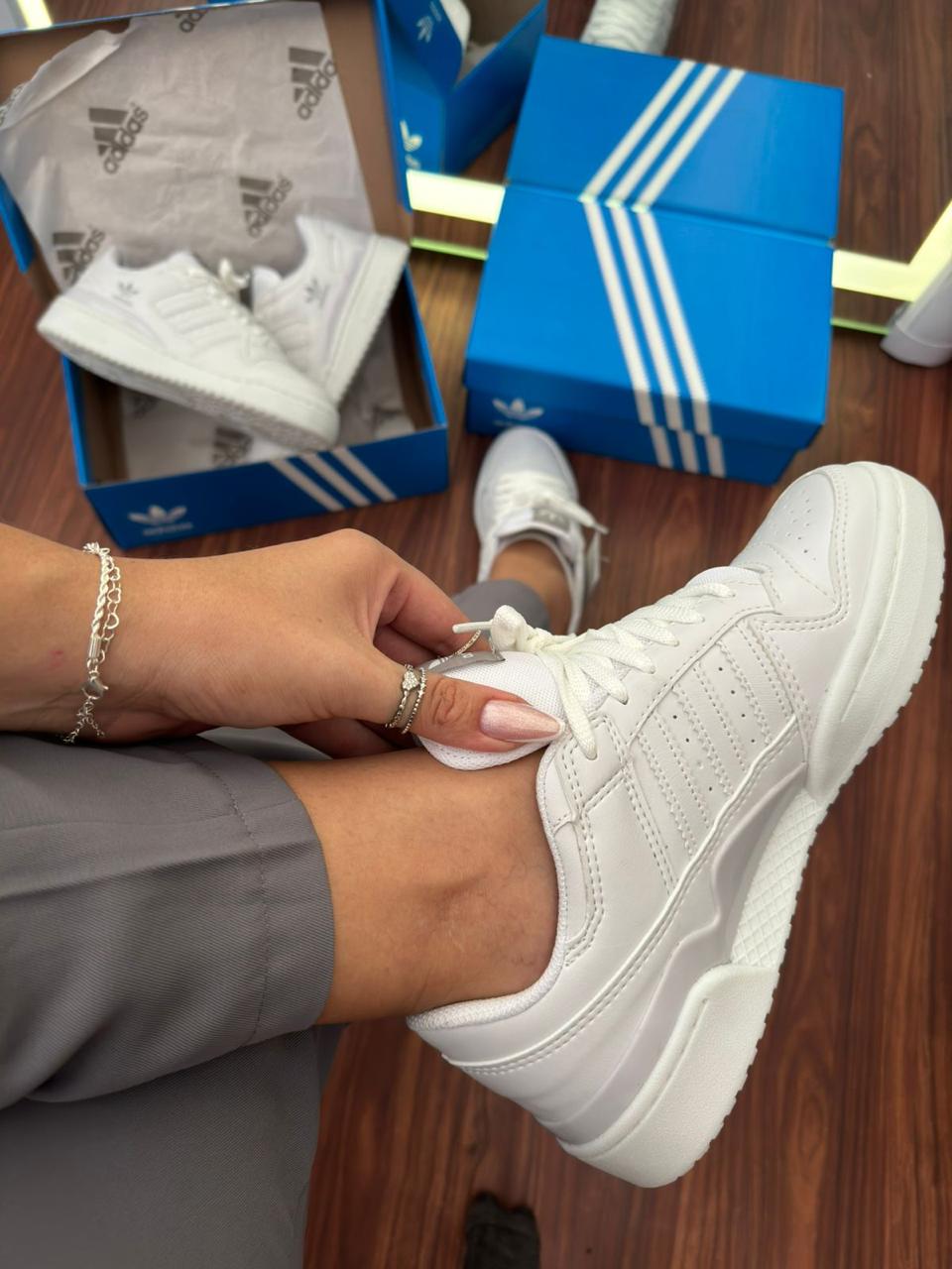 Adidas Forum Bold