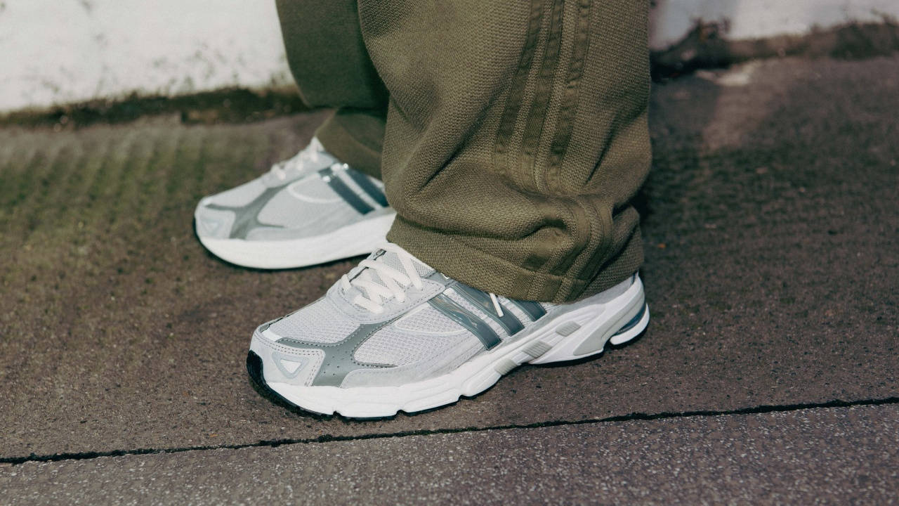 Adidas Response 2000s