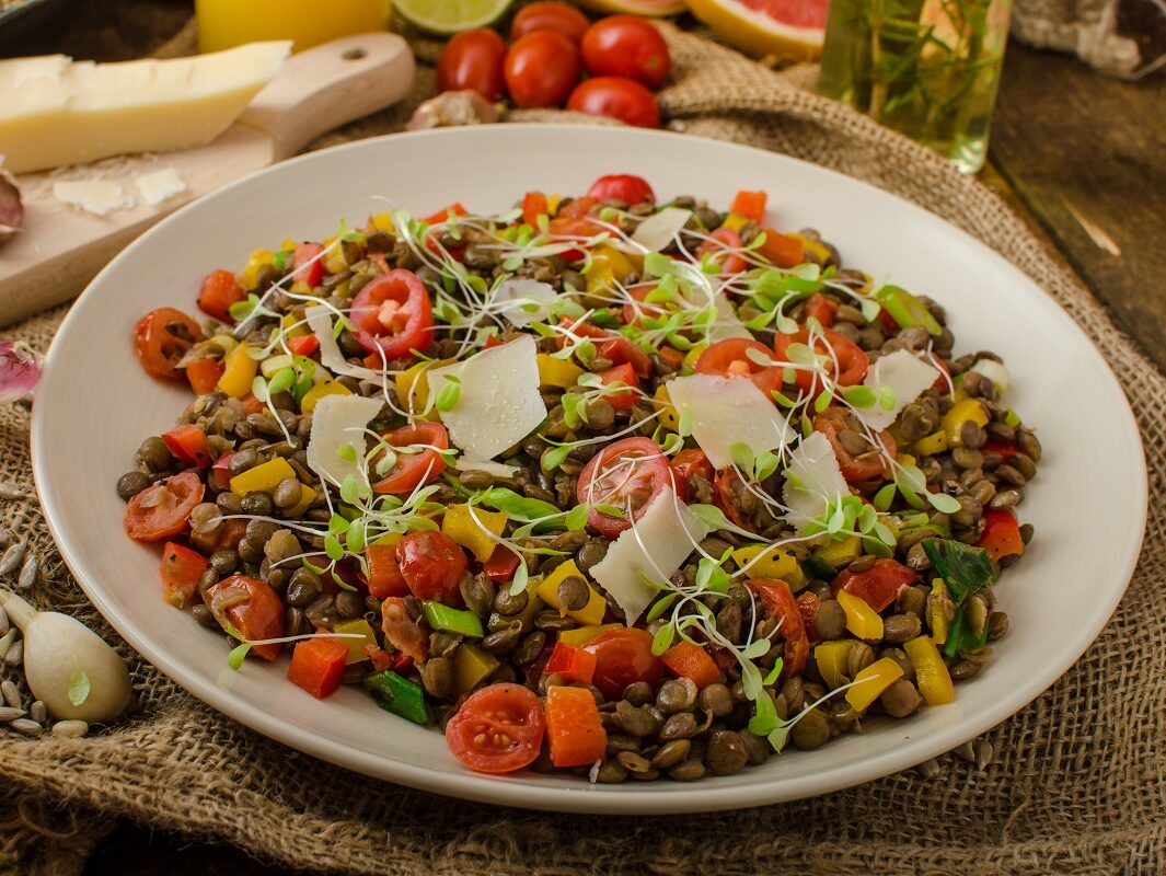 5 ideias de títulos:
1. Alimentação Viva: Um Guia Completo para Iniciantes
2. Os 7 Benefícios Surpreendentes da Alimentação Viva para Sua Saúde
3. Germinação Descomplicada: Comece Sua Jornada na Alimentação Viva
4. Receitas Vivas: Sabores Naturais para o Dia a Dia
5. Crudivorismo vs. Alimentação Viva: Entenda as Diferenças e Escolha o Melhor para Você