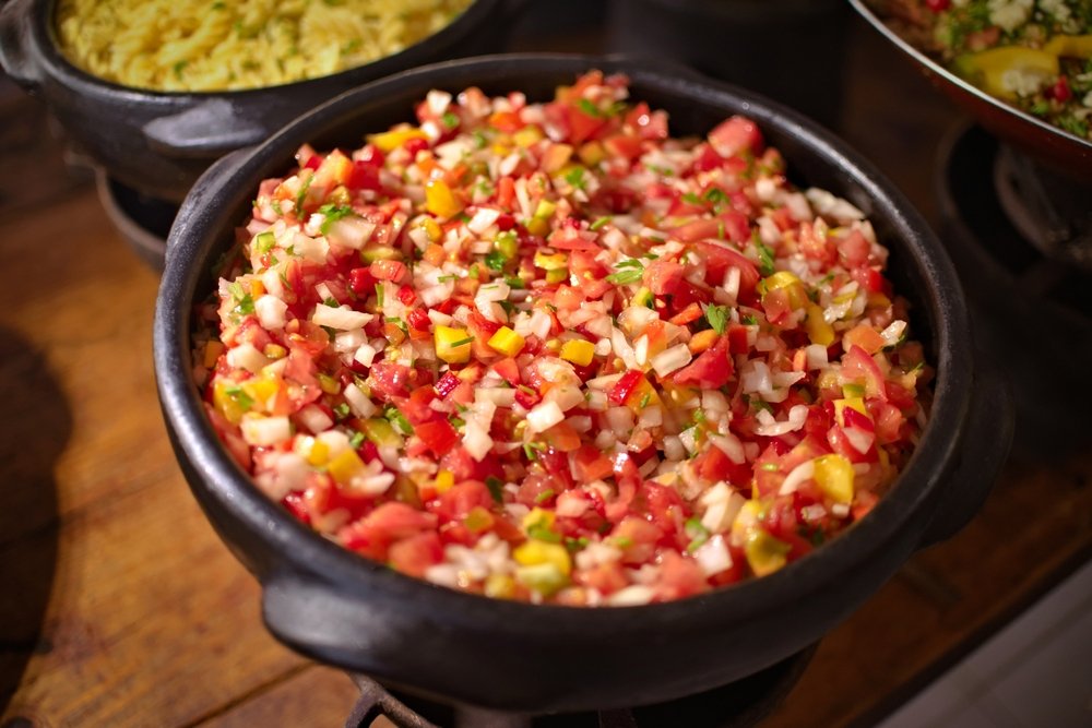 5 ideias de títulos:
1. Alimentação Viva: Um Guia Completo para Iniciantes
2. Os 7 Benefícios Surpreendentes da Alimentação Viva para Sua Saúde
3. Germinação Descomplicada: Comece Sua Jornada na Alimentação Viva
4. Receitas Vivas: Sabores Naturais para o Dia a Dia
5. Crudivorismo vs. Alimentação Viva: Entenda as Diferenças e Escolha o Melhor para Você