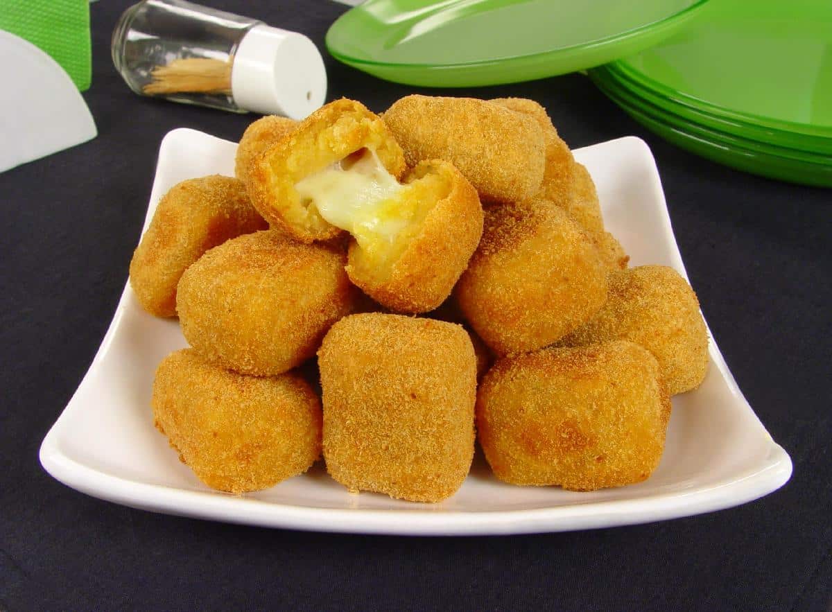 Almofadinha com pompom