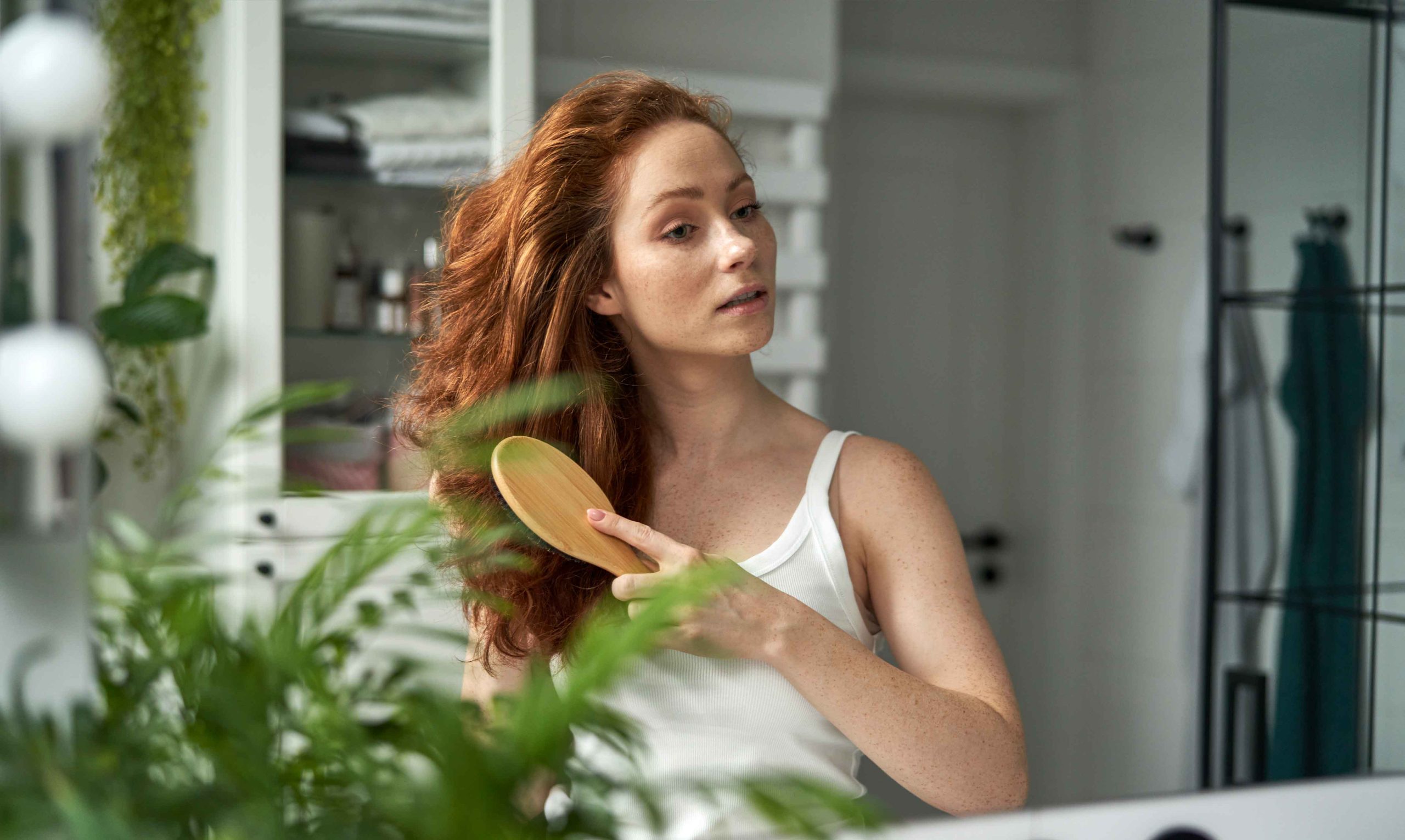 Babosa no Cabelo: Guia Completo de Benefícios e Aplicação