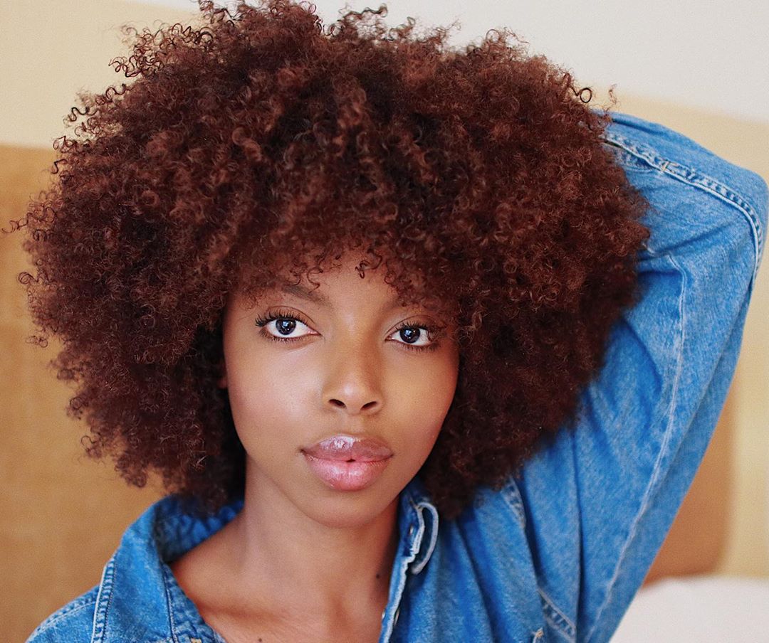 Crescimento do Cabelo 3B: O Que Esperar Mês a Mês Após a Transição