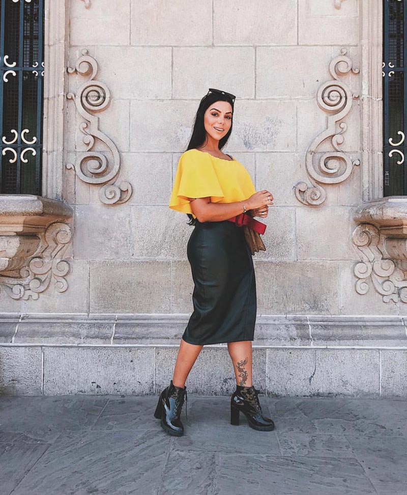 looks com camisa amarela