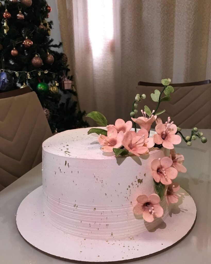 bolo feminino delicado