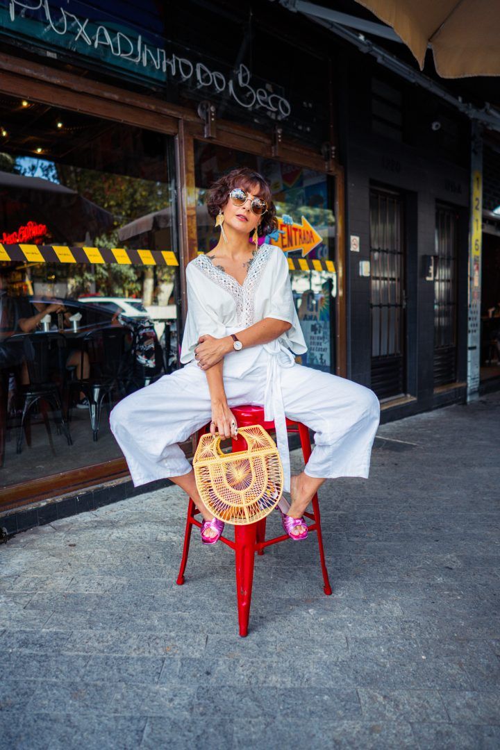 bolsa de palha redonda para look casual