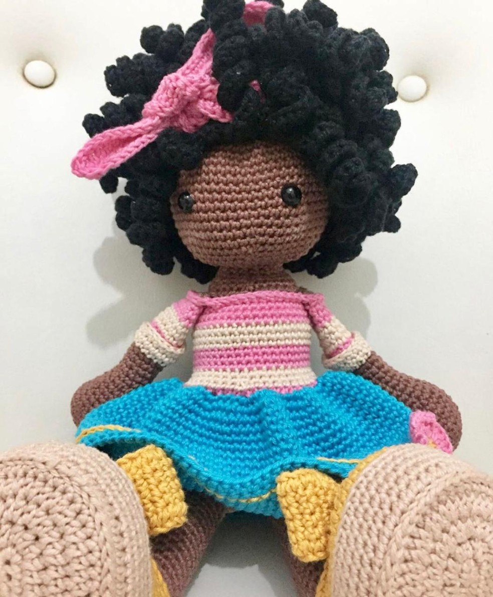 Guia Completo: Como Escolher a Boneca Negra Cacheada Ideal para Cada Idade