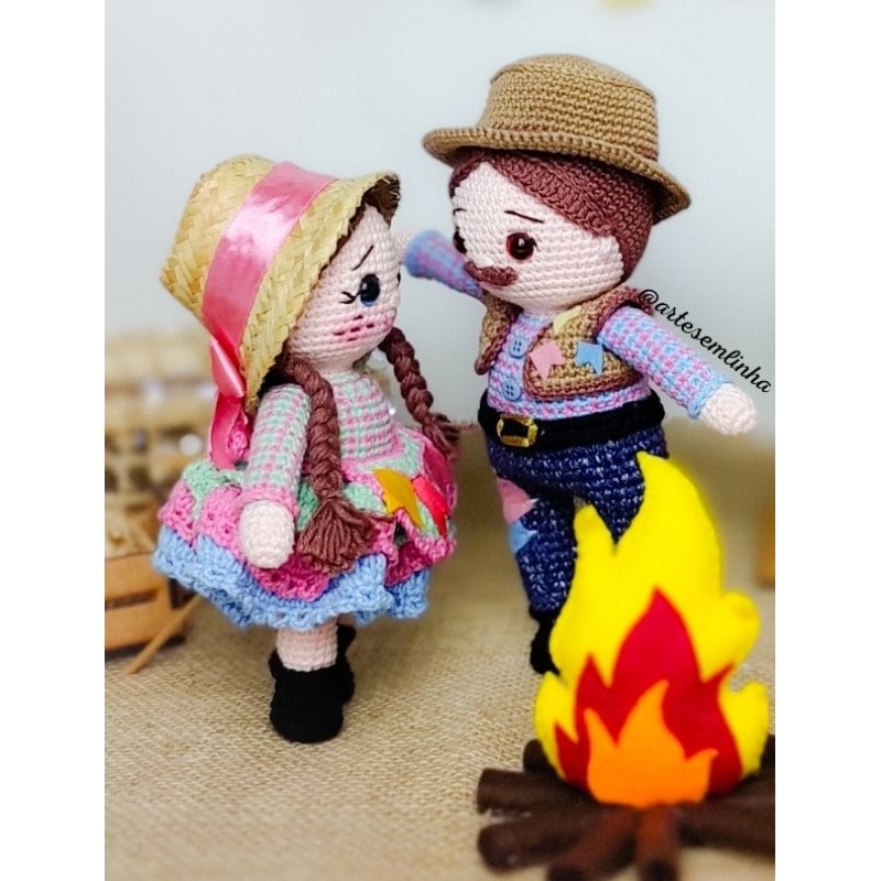 boneco junino Romeu e Julieta