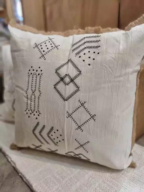 Onde Encontrar Padrões Gratuitos de Bordado Geométrico