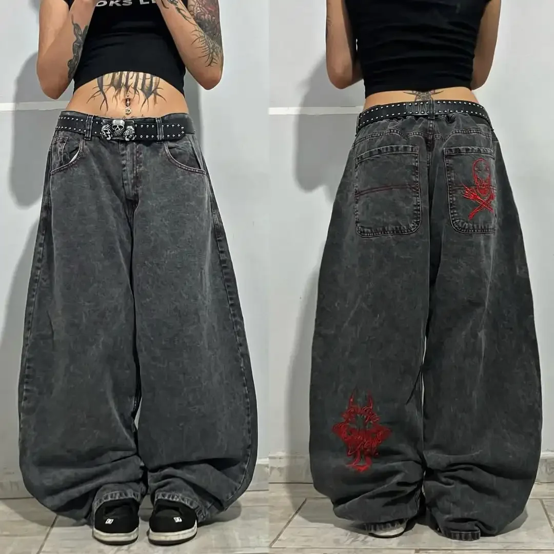 História e Evolução do Bordado na Moda Y2K