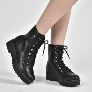 bota tratorada Via Marte