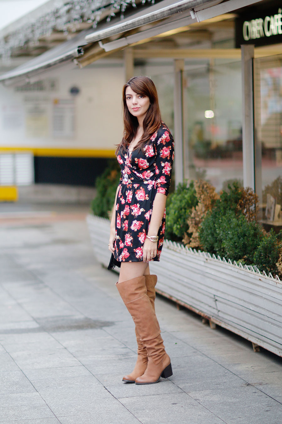 bota de cano longo com calça
