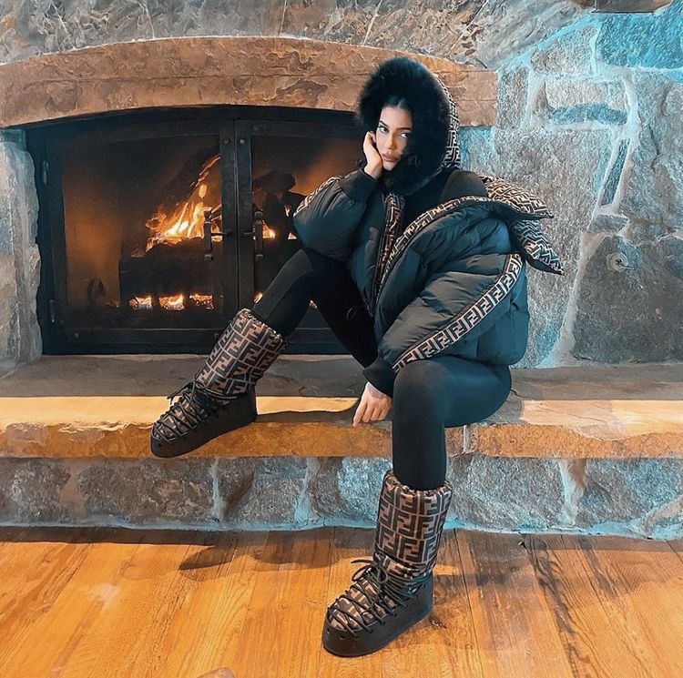 tendência moon boots