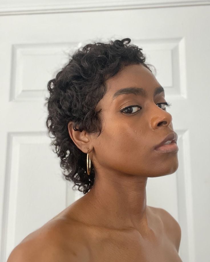 Mullet Cacheado: Como Adotar o Visual Ousado e Moderno