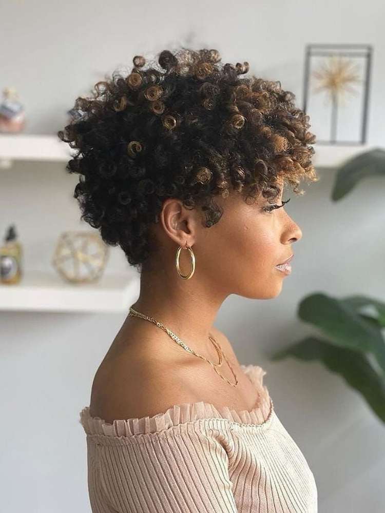 Produtos Essenciais para a Finalização Perfeita do Cabelo Afro Curto